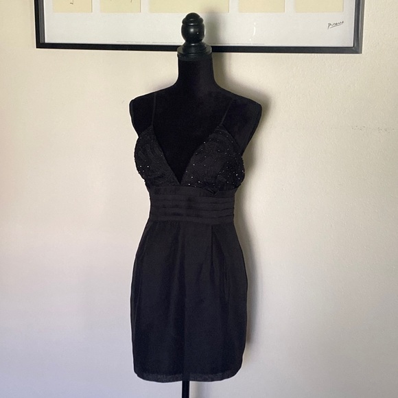 Free People v neck beaded mini dress black - Picture 3 of 12